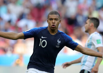 فرانسه - استرالیا