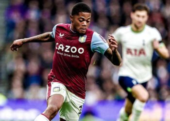 استون ویلا لیدز یونایتد