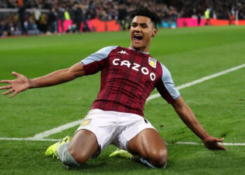 استون ویلا لستر سیتی