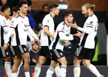 لیدزیونایتد فولام