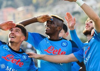 ناپولی آینتراخت فرانکفورت