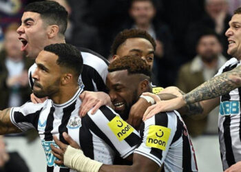 نیوکاسل ولورهمپتون