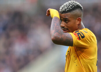 نکات بازی ولورهمپتون – لیدزیونایتد