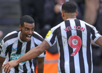 نیوکاسل یونایتد تاتنهام