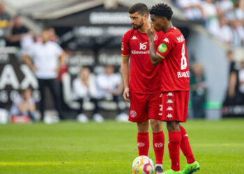 ماینتس شالکه 04