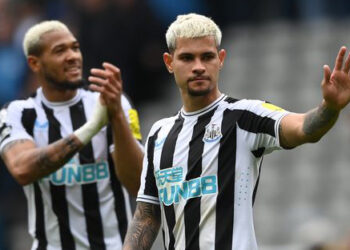 نیوکاسل یونایتد لیدز یونایتد