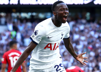 تاتنهام بورنموث