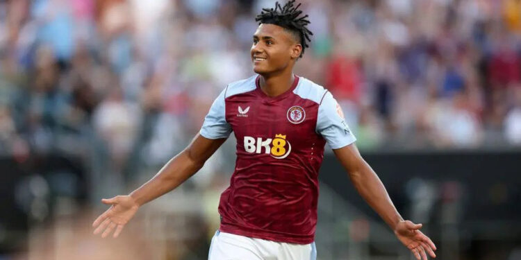 استون ویلا کریستال پالاس