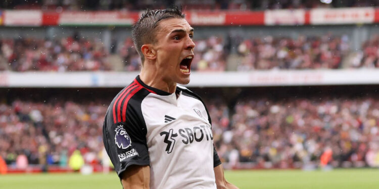 فولام لوتون تاون