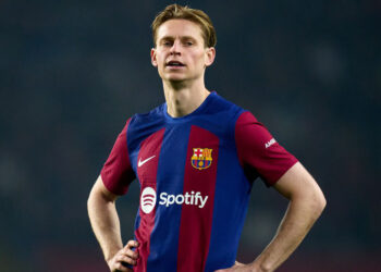 نکات بازی دپورتیوو آلاوس – بارسلونا