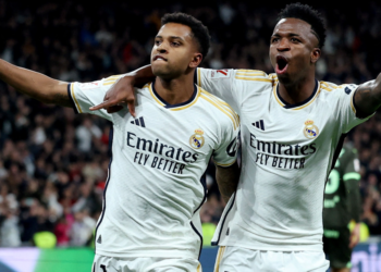 رایو وایکانو - رئال مادرید