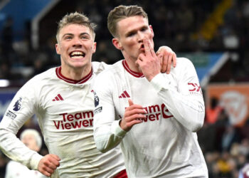 لوتون تاون - منچستریونایتد